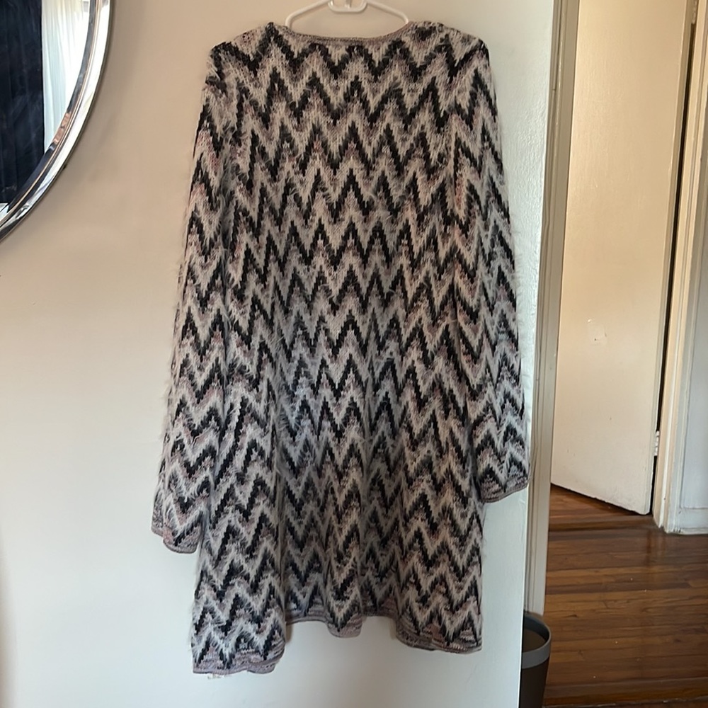 Cardigan - Picture 2 of 2